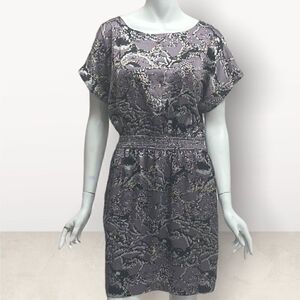 BCBG Pizel Print Short Sleeve Back Cutout Dress